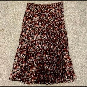 Boho chic festival fashion style floral pleated midi woman’s skirt